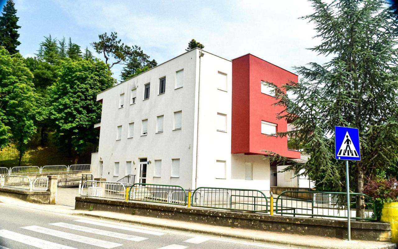 Stazion With Free Parking