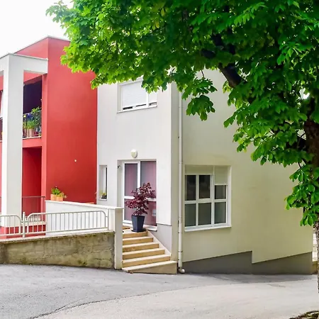 Studio Apartment Stazion With Free Parking Pazin Exterior photo